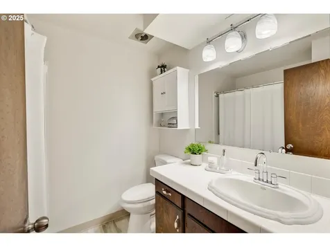 5800 NE 115th Street Vancouver WA 98686