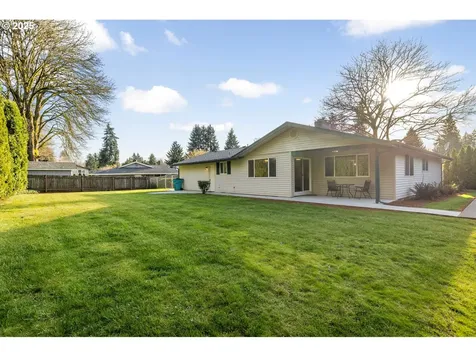 5800 NE 115th Street Vancouver WA 98686