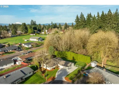 5800 NE 115th Street Vancouver WA 98686