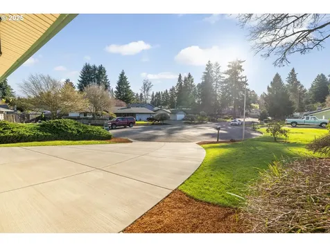 5800 NE 115th Street Vancouver WA 98686