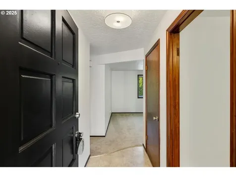 5800 NE 115th Street Vancouver WA 98686