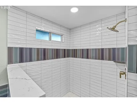 27862 Green Oaks Drive Eugene OR 97402