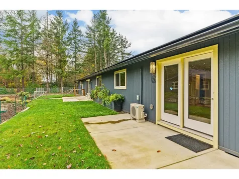 27862 Green Oaks Drive Eugene OR 97402