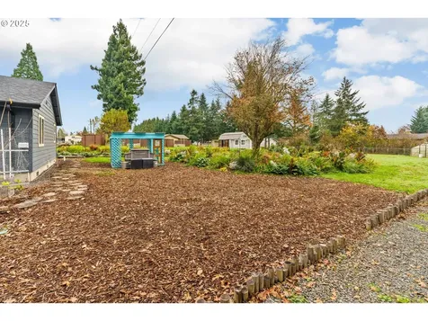 27862 Green Oaks Drive Eugene OR 97402