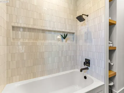 2213 S 19th Way Ridgefield WA 98642