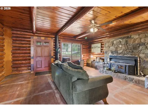 3141 Harris Street Road Kelso WA 98626