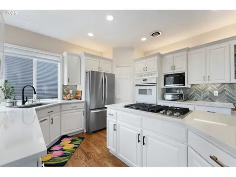 1546 NW Benfield Drive Portland OR 97229
