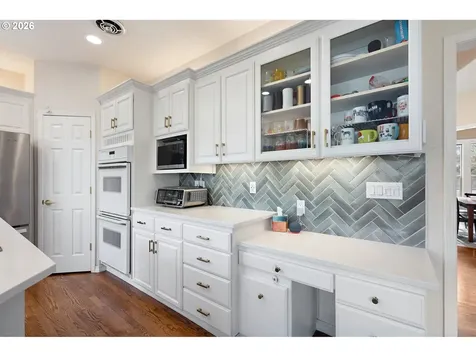 1546 NW Benfield Drive Portland OR 97229