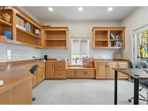 1546 NW Benfield Drive Portland OR 97229