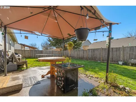 1264 Colton Way Eugene OR 97402