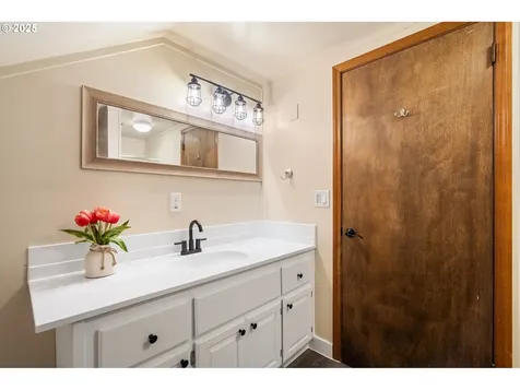 15202 NE 74th Street Vancouver WA 98682