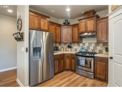 18515 Aladdin Way Oregon City OR 97045