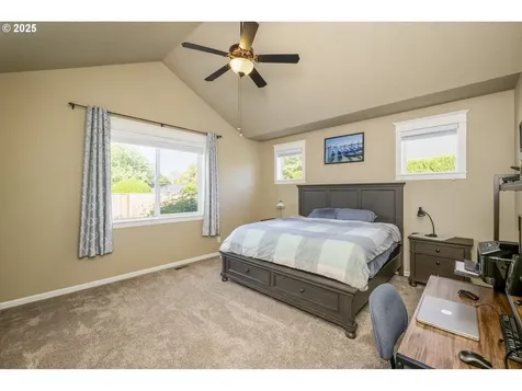 18515 Aladdin Way Oregon City OR 97045