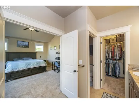 18515 Aladdin Way Oregon City OR 97045