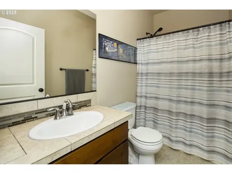 18515 Aladdin Way Oregon City OR 97045