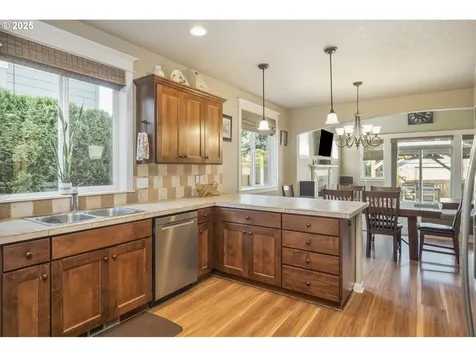 18515 Aladdin Way Oregon City OR 97045