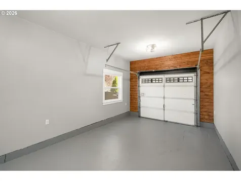 6133 NE 18th Avenue Portland OR 97211