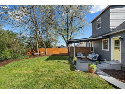 6133 NE 18th Avenue Portland OR 97211