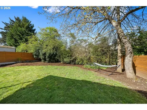 6133 NE 18th Avenue Portland OR 97211