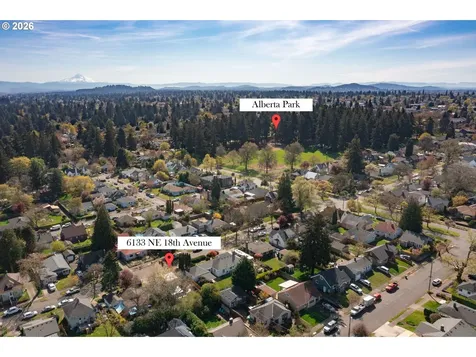 6133 NE 18th Avenue Portland OR 97211