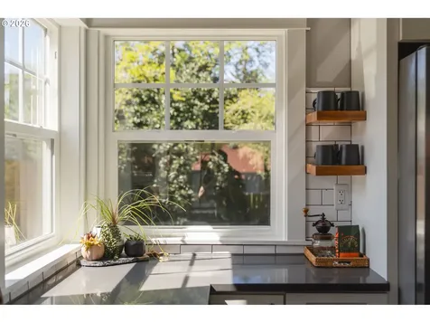 6133 NE 18th Avenue Portland OR 97211