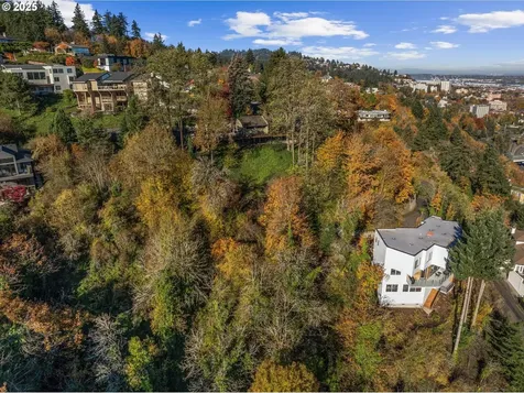 1260 SW Cardinell Way Portland OR 97201