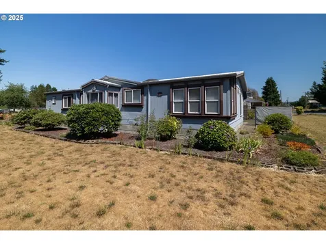 702 Cedar Street Pe Ell WA 98572