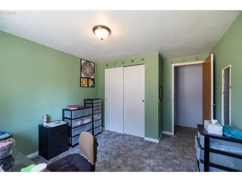 702 Cedar Street Pe Ell WA 98572