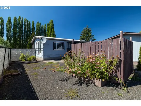 702 Cedar Street Pe Ell WA 98572