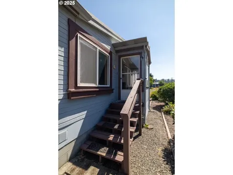 702 Cedar Street Pe Ell WA 98572