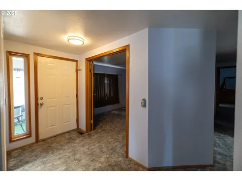 702 Cedar Street Pe Ell WA 98572