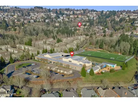 9621 NW Henry Court Portland OR 97229