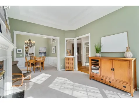 9621 NW Henry Court Portland OR 97229