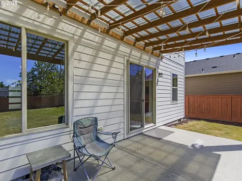 3805 N 3rd Circle Ridgefield WA 98642