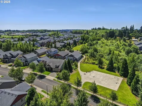 3805 N 3rd Circle Ridgefield WA 98642