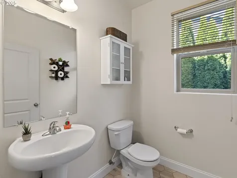 3805 N 3rd Circle Ridgefield WA 98642