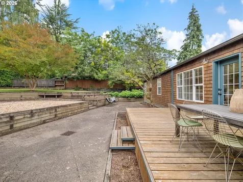 3331 SW Seymour Street Portland OR 97239