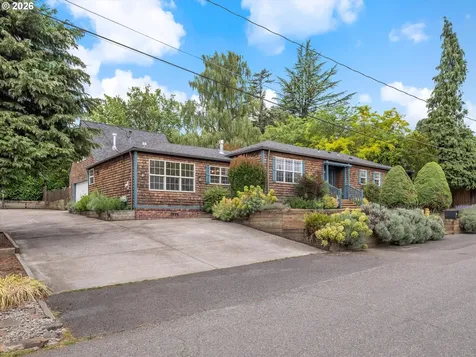 3331 SW Seymour Street Portland OR 97239