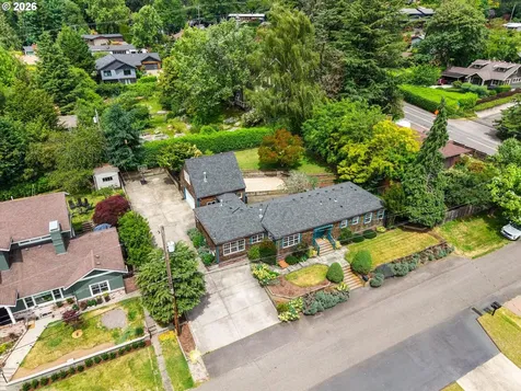 3331 SW Seymour Street Portland OR 97239