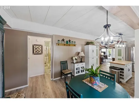 2935 Leaf Terrace Coos Bay OR 97420