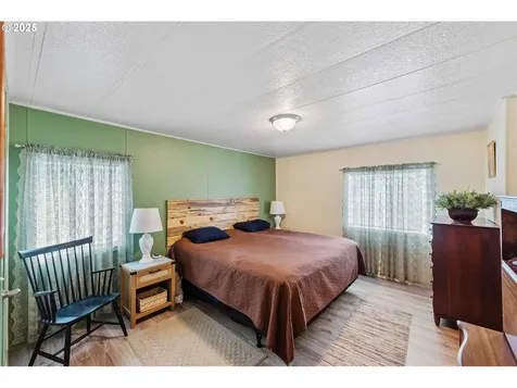2935 Leaf Terrace Coos Bay OR 97420