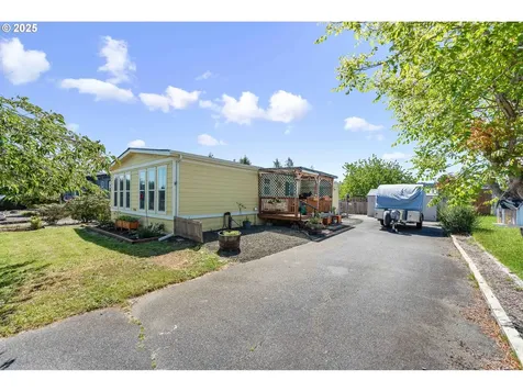 2935 Leaf Terrace Coos Bay OR 97420