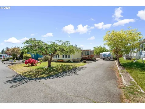 2935 Leaf Terrace Coos Bay OR 97420
