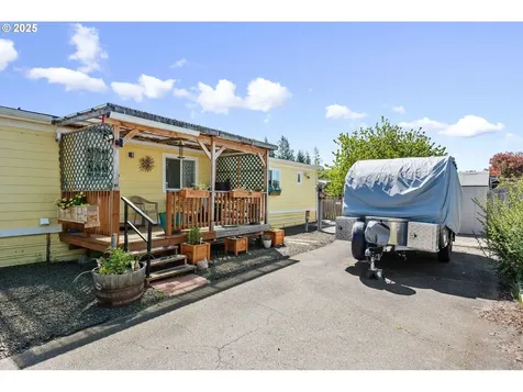 2935 Leaf Terrace Coos Bay OR 97420