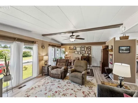 2935 Leaf Terrace Coos Bay OR 97420