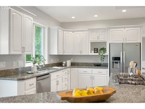 10695 SW Meier Drive Tualatin OR 97062
