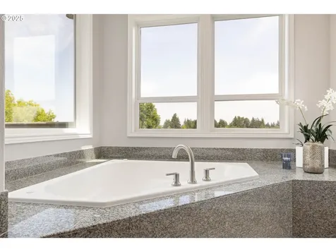 10695 SW Meier Drive Tualatin OR 97062