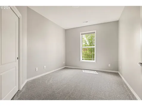 10695 SW Meier Drive Tualatin OR 97062