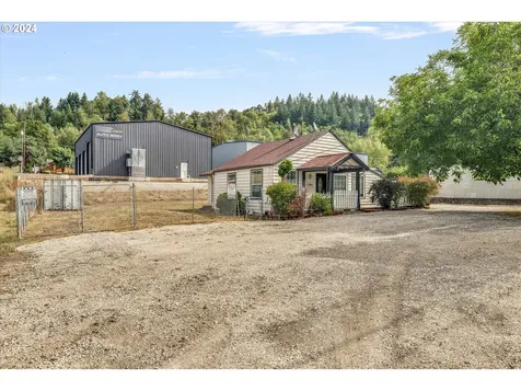 16265 SE Highway 224 Damascus OR 97089