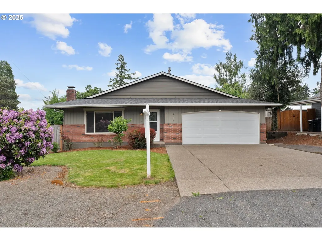702 Brighton Avenue Oregon City OR 97045